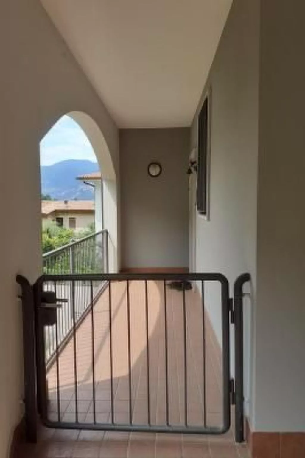 Balkon mit Seeblick, WiFi,, Nähe zum Zentrum-Drinnen