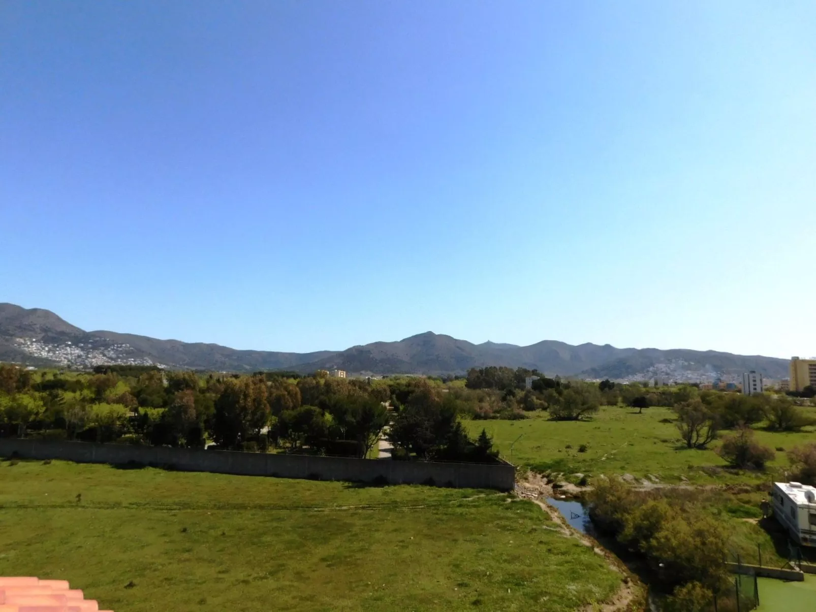 Wohnung in Roses mit Großer Terrasse-Dehors