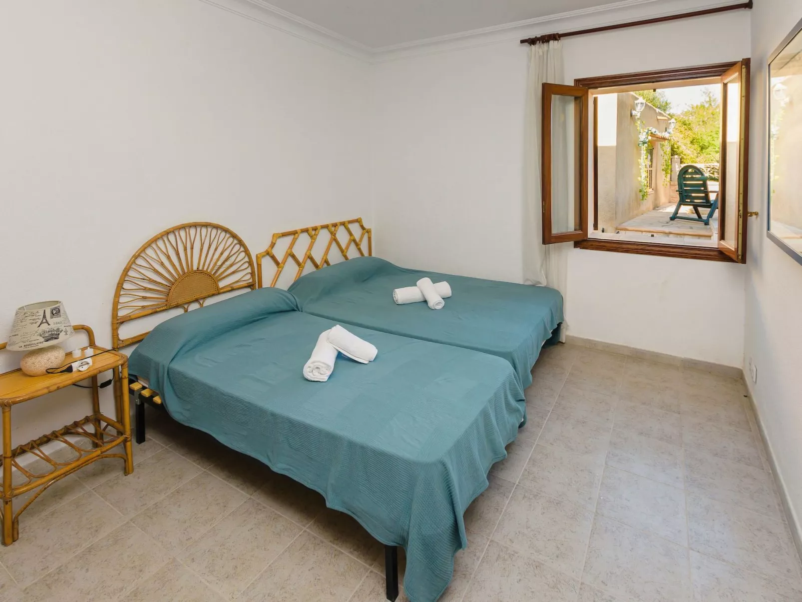 Villa Moli de Ca n'Orell-Inside