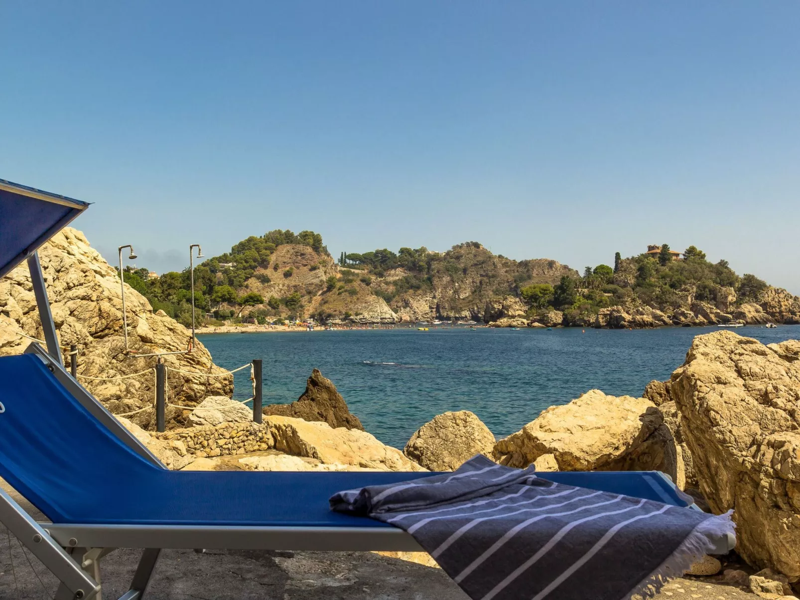 Sea Life in Taormina-Dedans