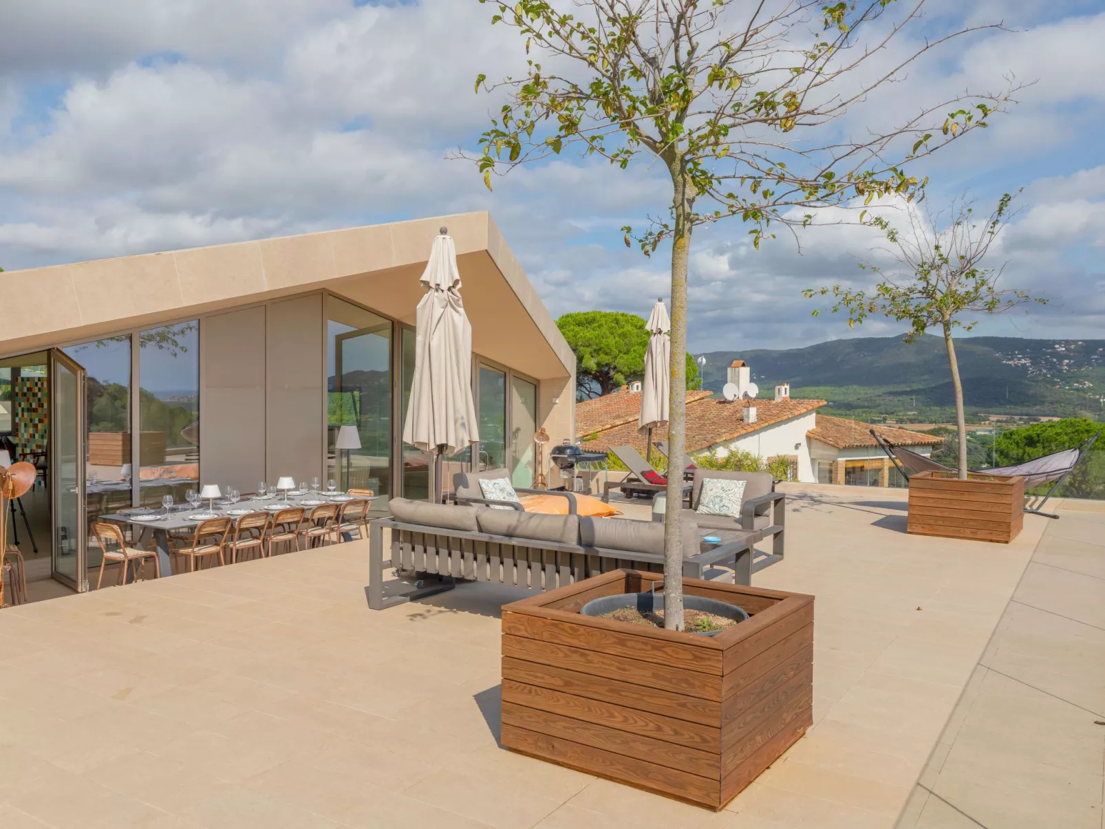 Ihr sorgloses Urlaubsziel-Dehors