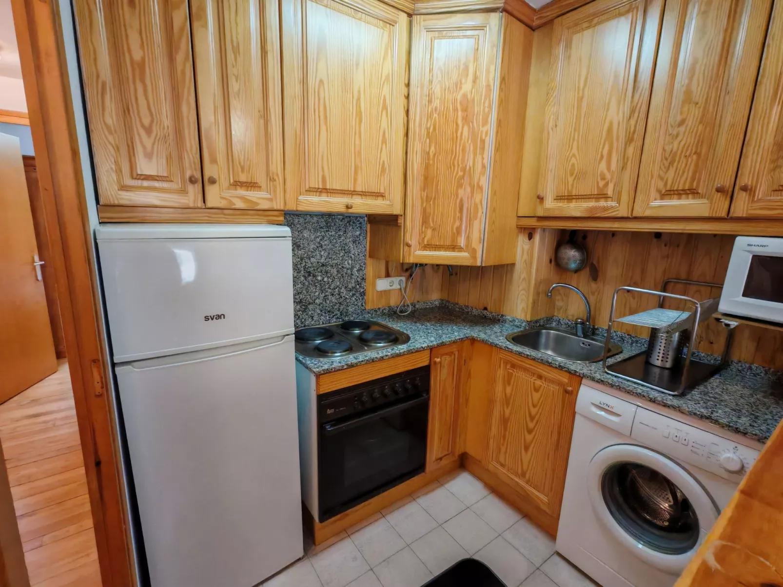 Wohnung Besiberri 3 befindet sich im Erdgeschoss mit Terrasse Vall de Boí-Inside