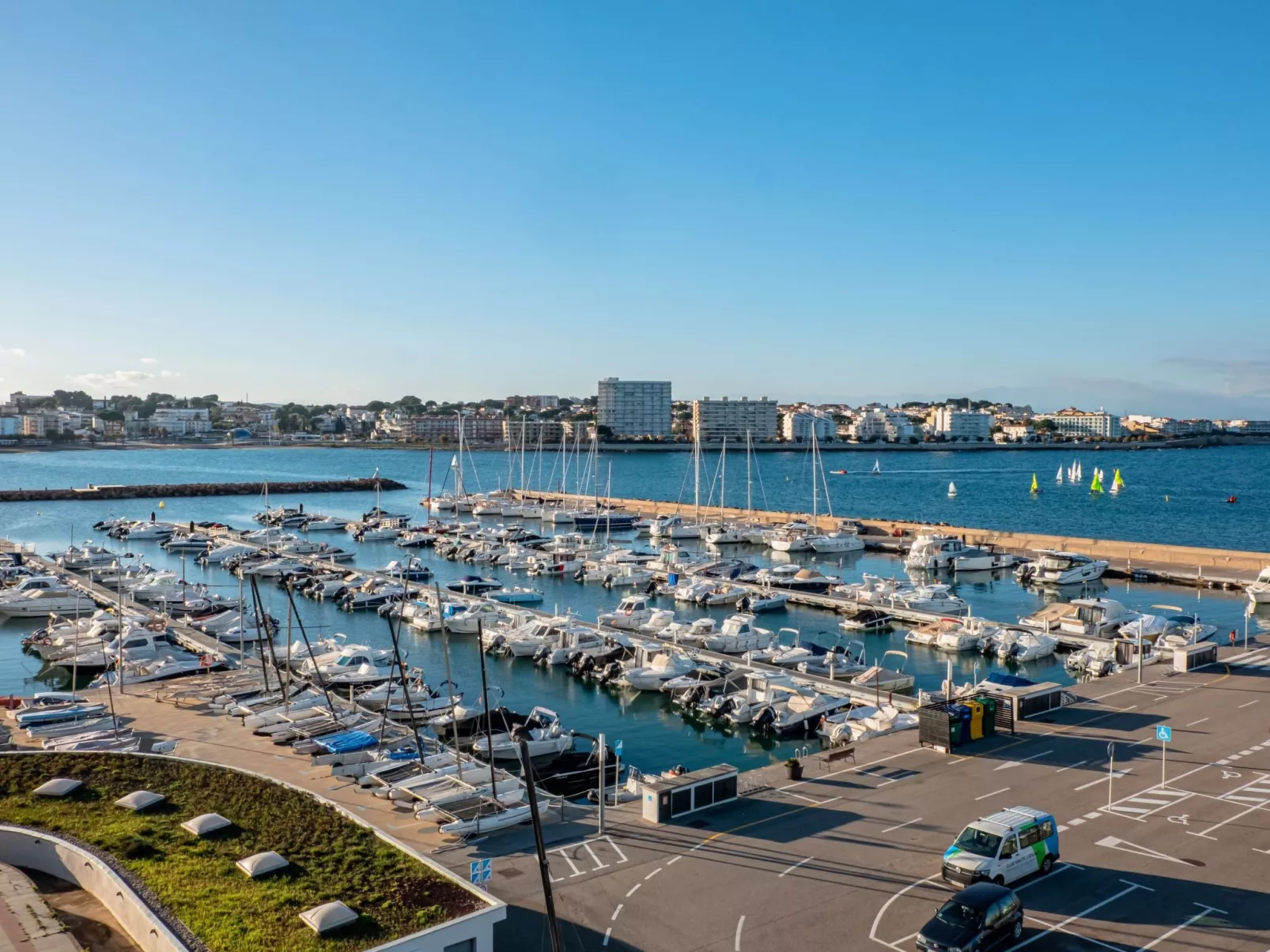 Costabravaforrent Marina, schöne Wohnung in erster Meereslinie-Image-tags.info