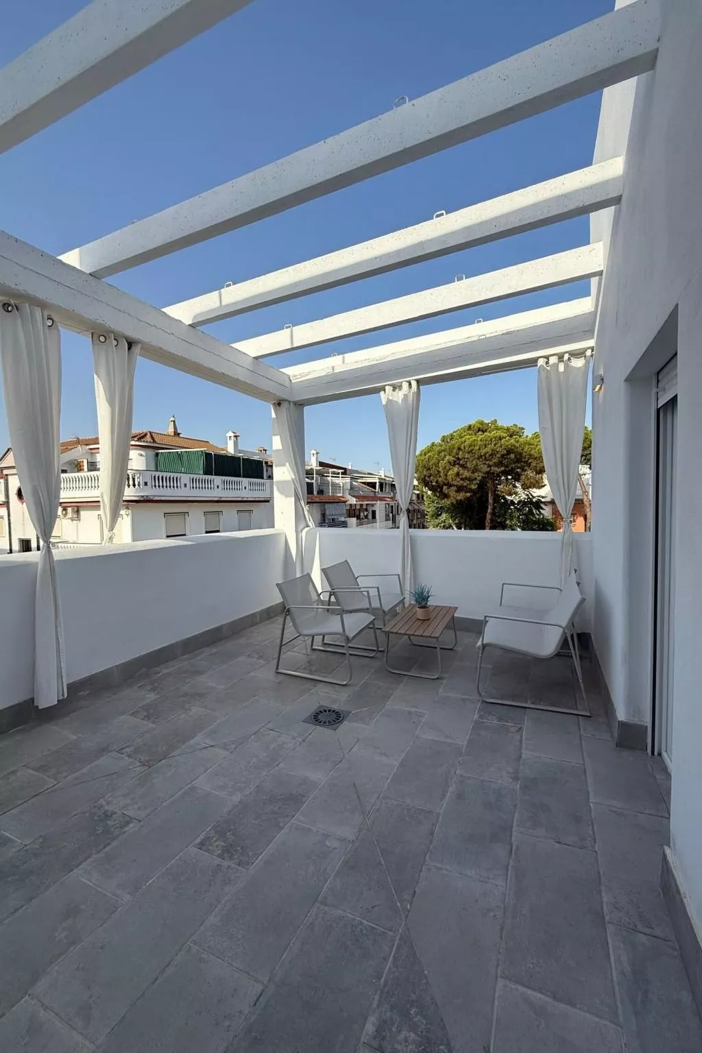 Haus Alhamar-Draußen