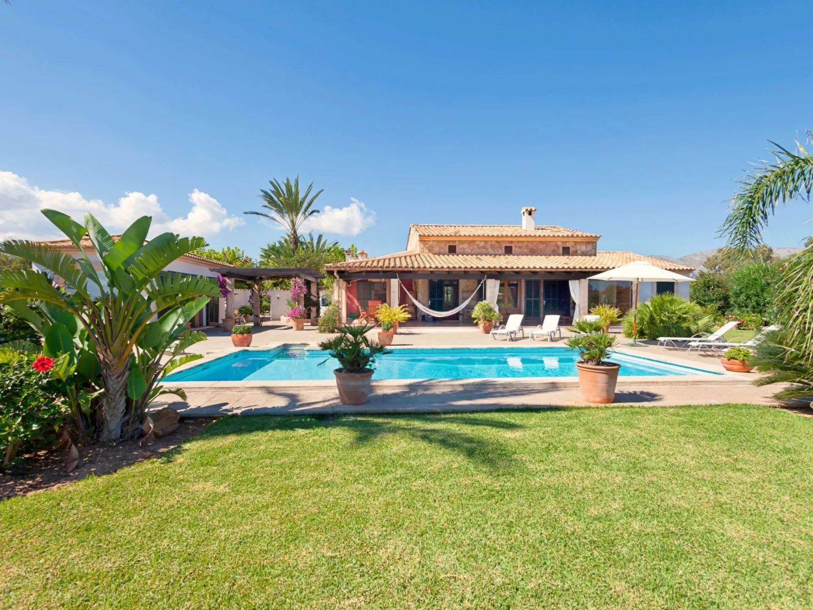 Villa 'Aumadrava Gran-Draußen