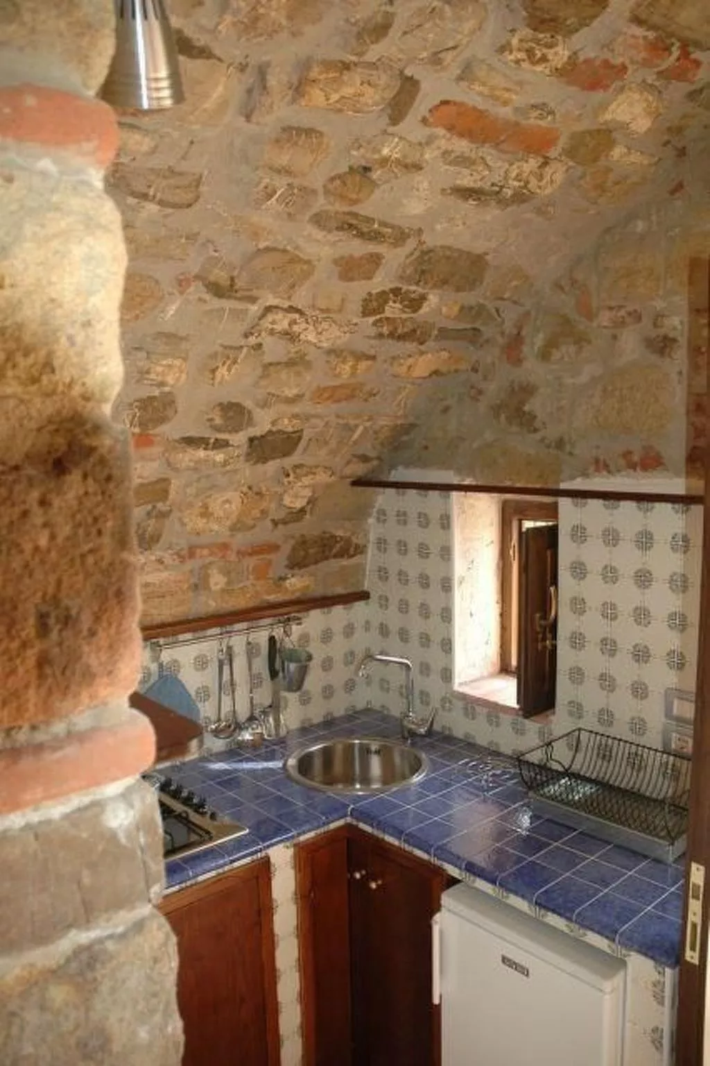 Il Pozzo - Zwei-Zimmer-Wohnung - 1 Schlafzimmer - 1 Badezimmer - Wohnküche - in-Drinnen