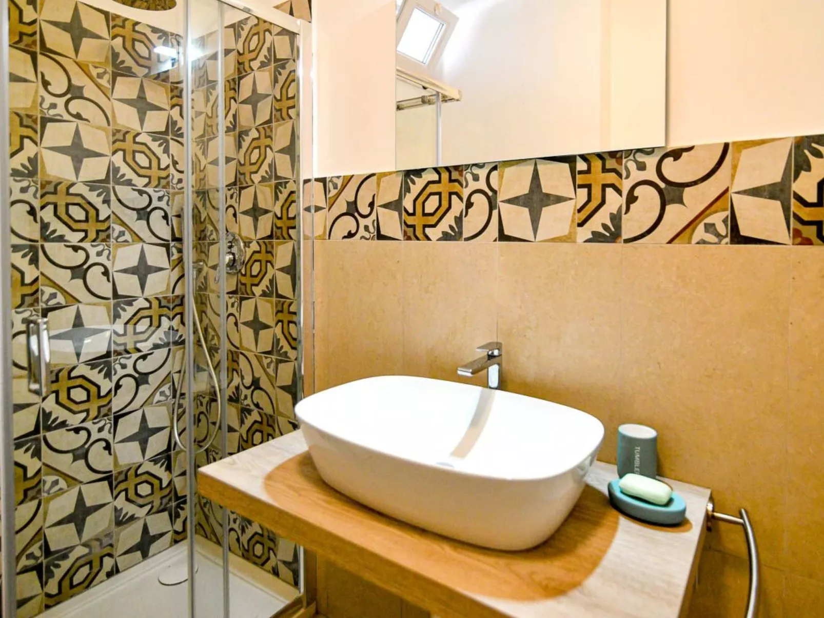 Wohnung Laura-Image-tags.info