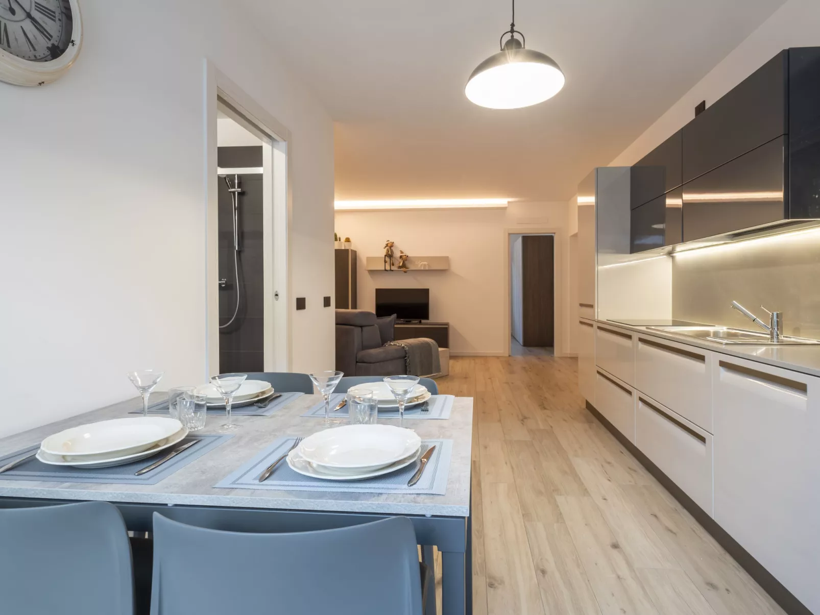 Piateda Terrace-Dedans