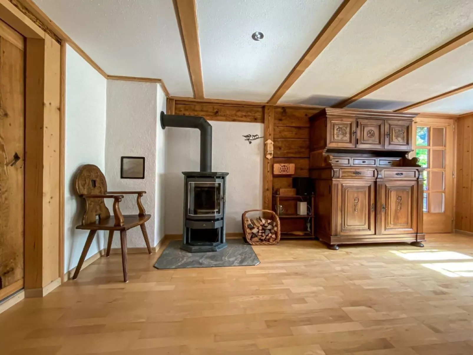 Chalet Simeli-Image-tags.info