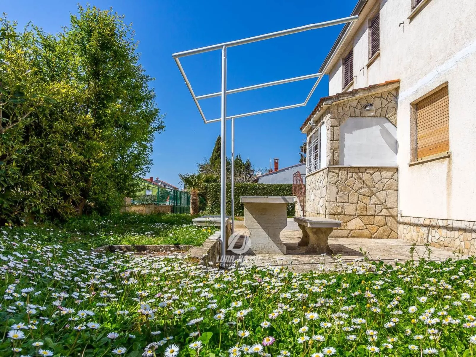 Wohnung in Medulin mit eigener Terrasse-Outside