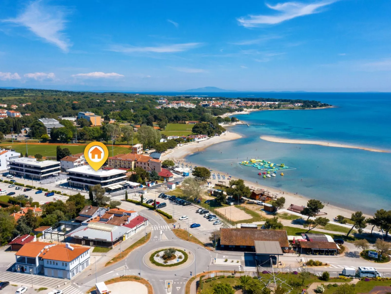 Wohnung "A'more Bijeca2" mit Blick auf das Wasser-Dehors