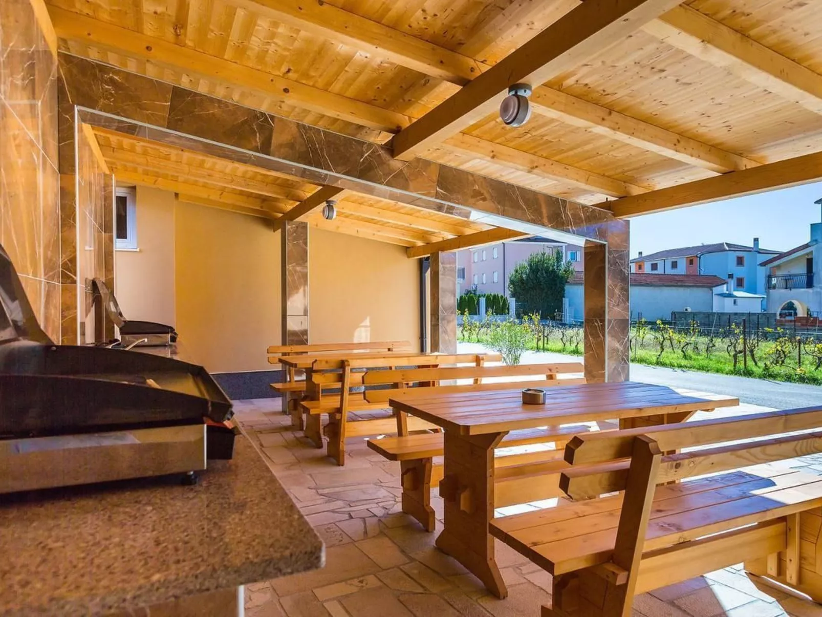 Für 7 Personen ca. 100 m&sup2; in Medulin, Istrien (Medulin und Umgebung)-Draußen