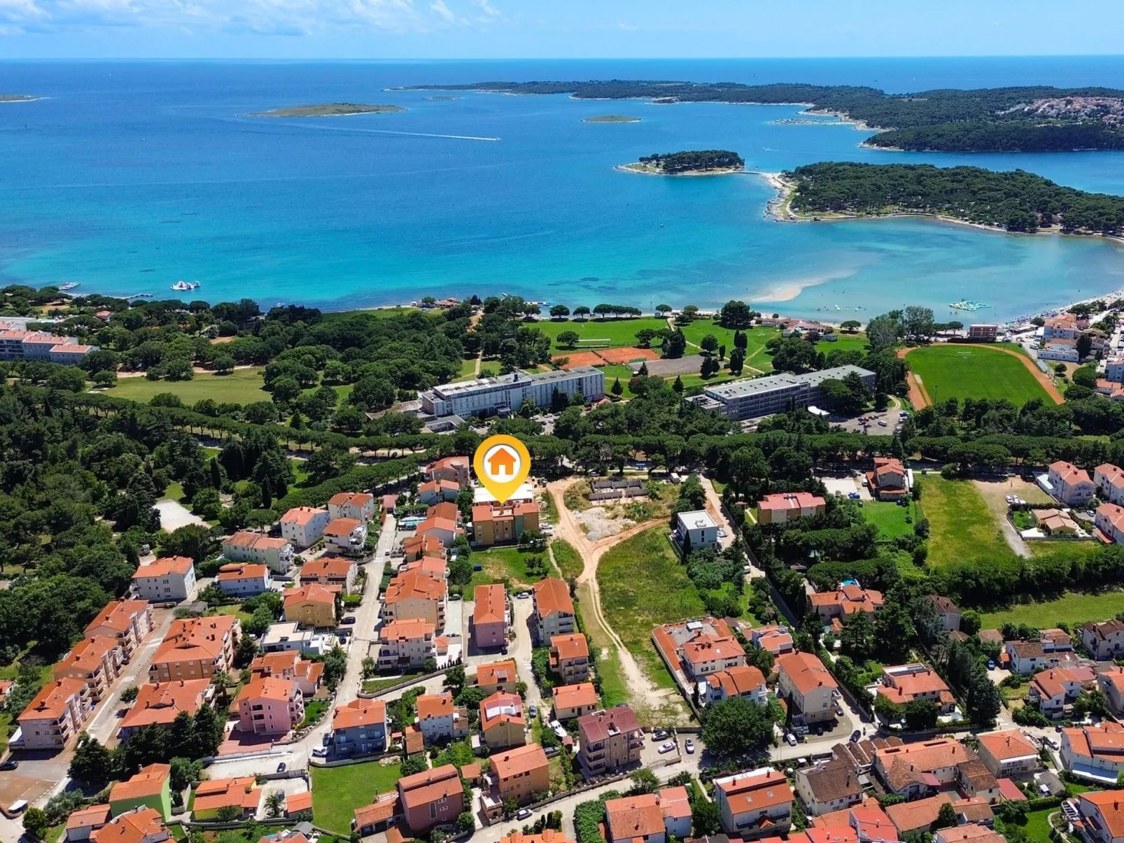 Wohnung "Fucane Beni" mit Balkon-Outside
