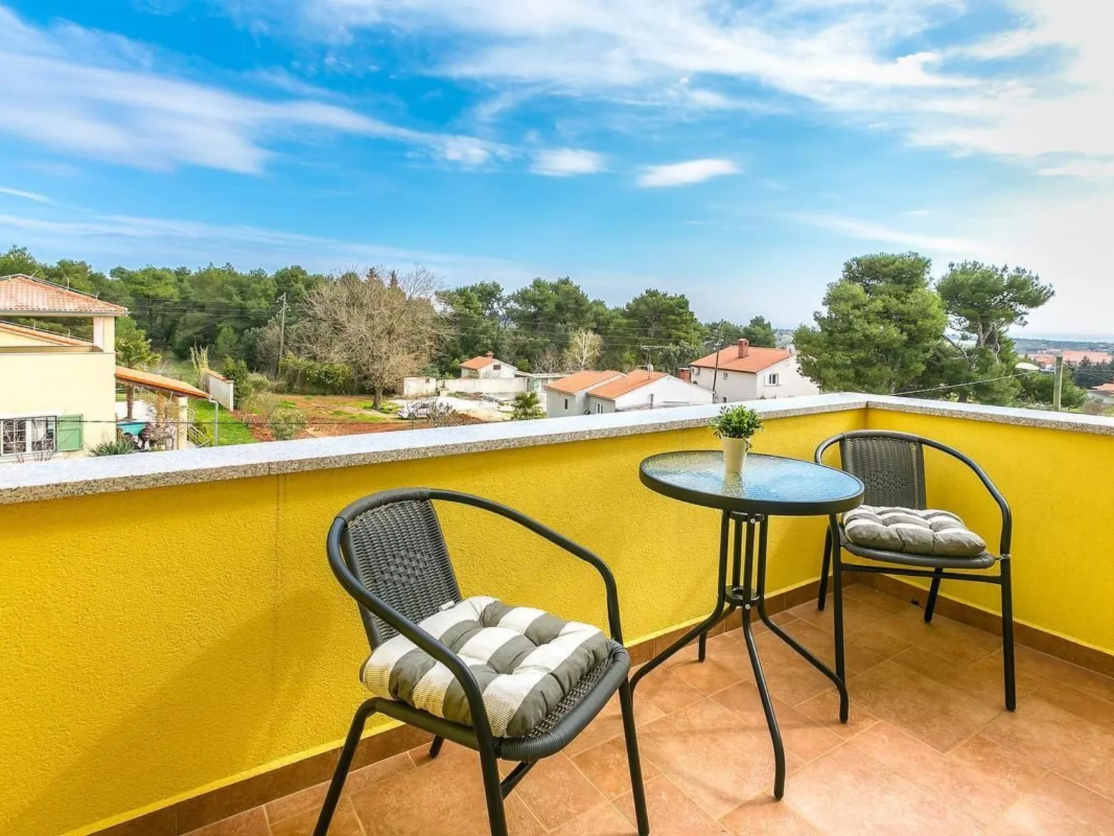 Für 4 Personen ca. 45 m&sup2; in Medulin, Istrien (Medulin und Umgebung)-Dehors