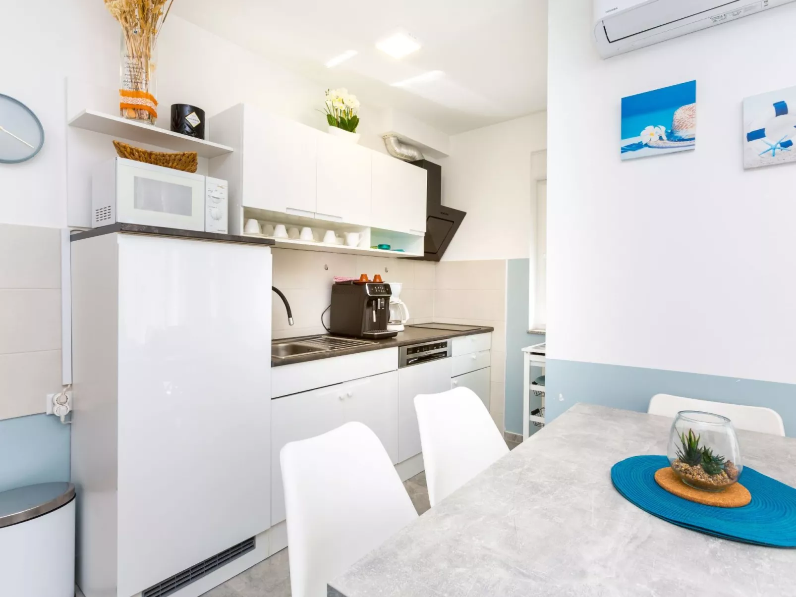 "Emira Mukalba" mit Terrasse-Image-tags.info