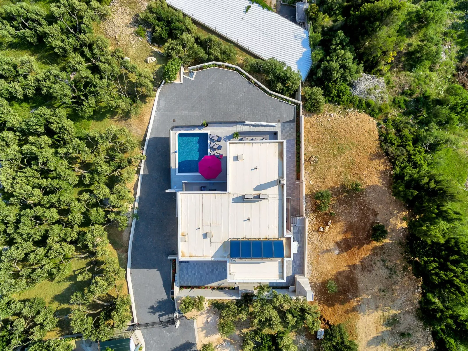 Villa mit beheiztem Pool und fünf Schlafzimmer-Dehors