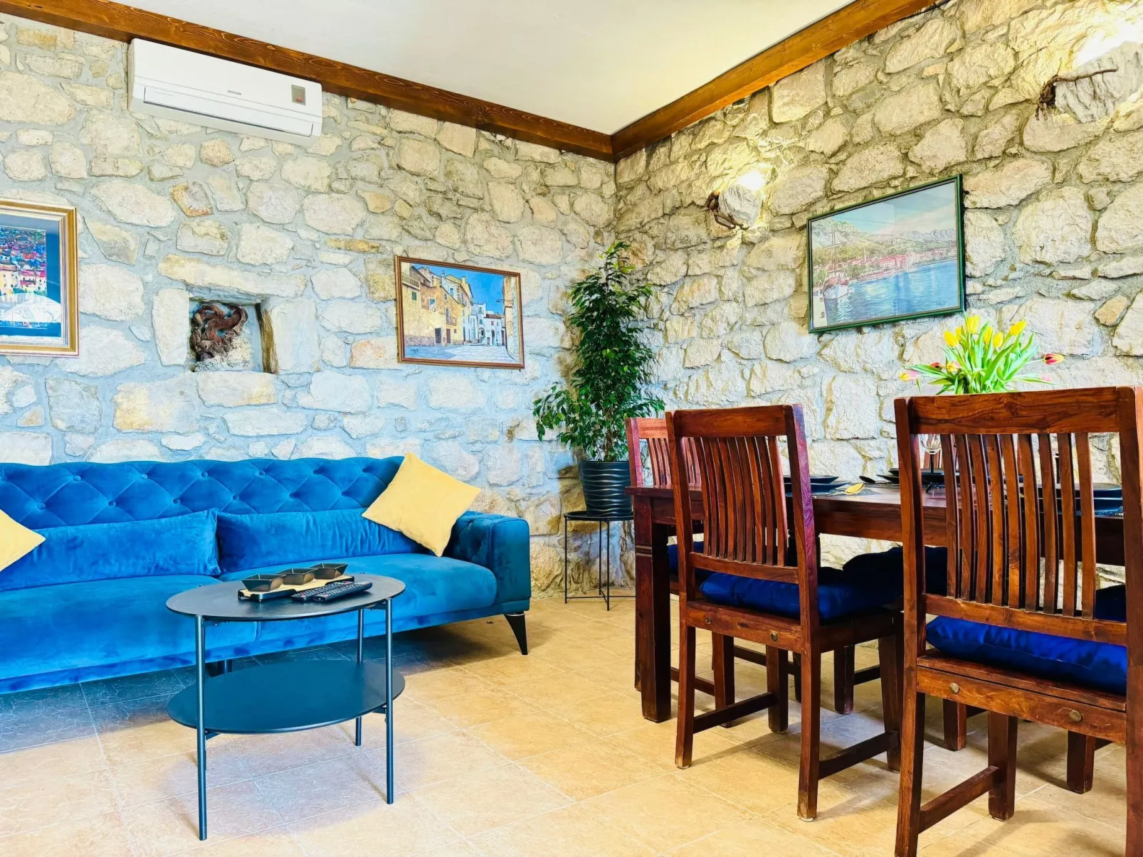 Haus Prezenca-Drinnen