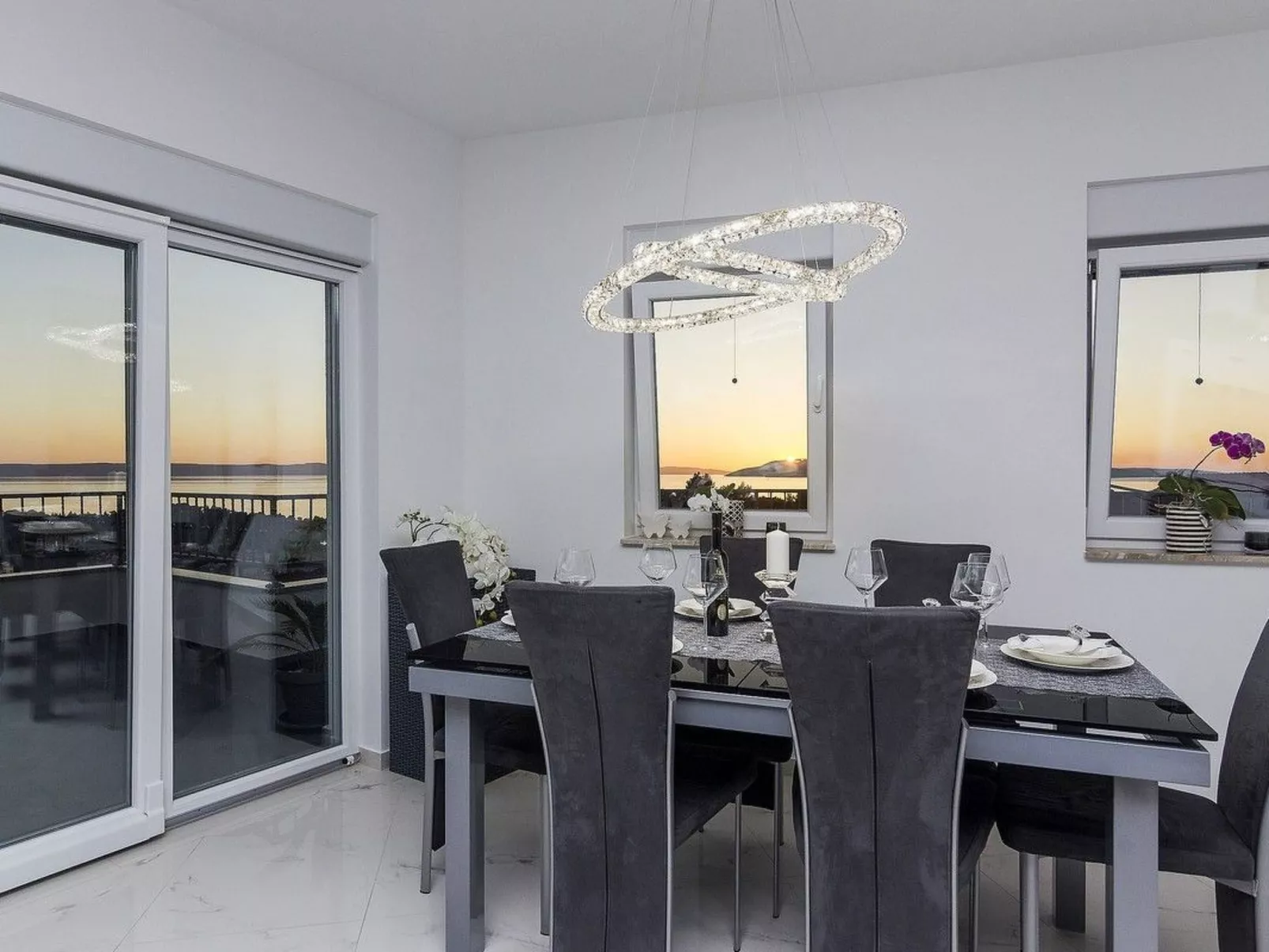 Penthousewohnung mit Whirlpool und Meerblick-Image-tags.info