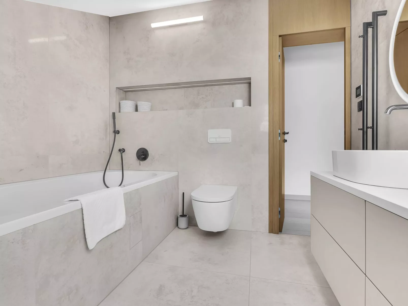 Penthouse Nikolina-50m to beach-Dedans