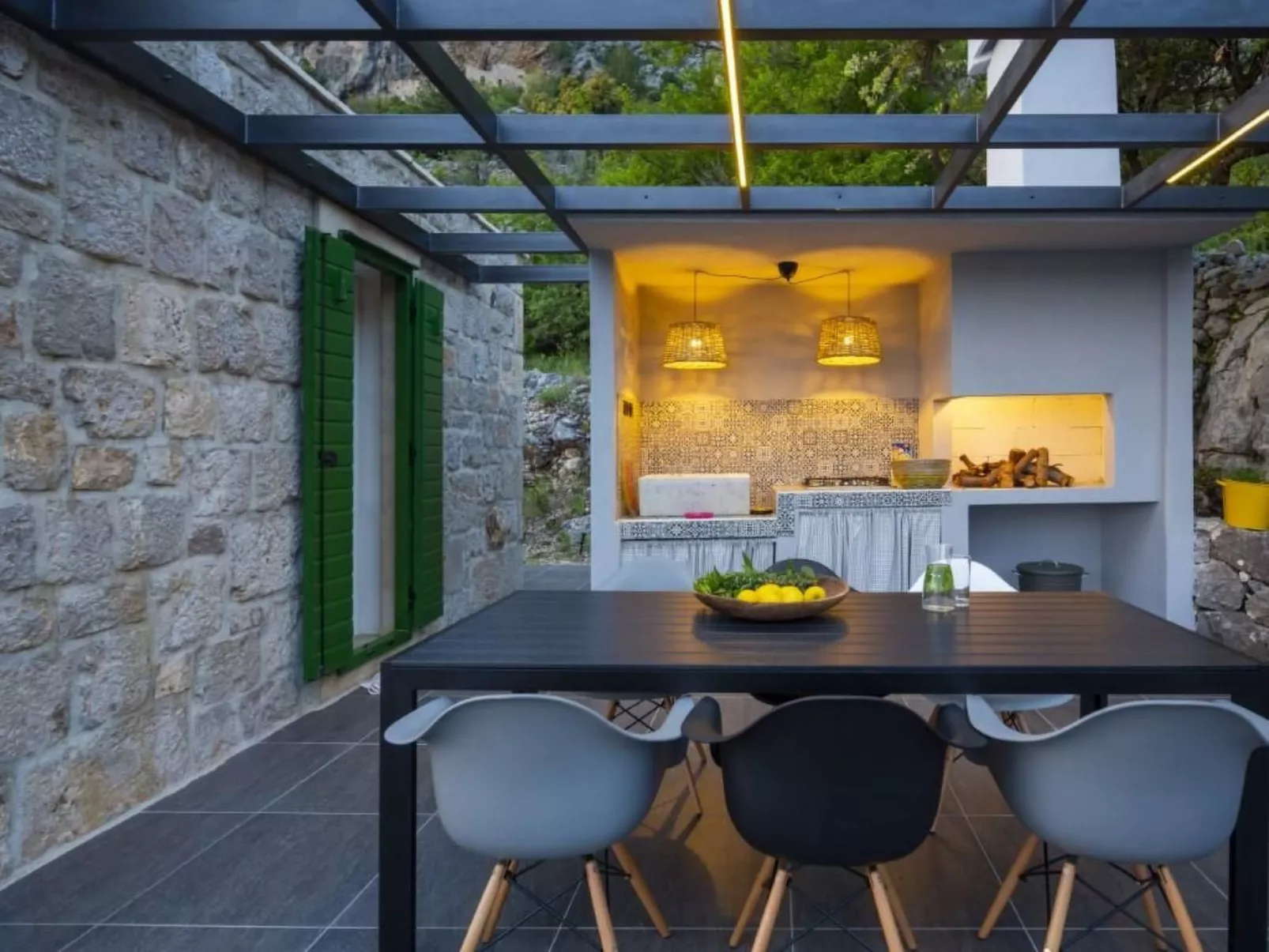 Villa 2M in Makarska-Outside