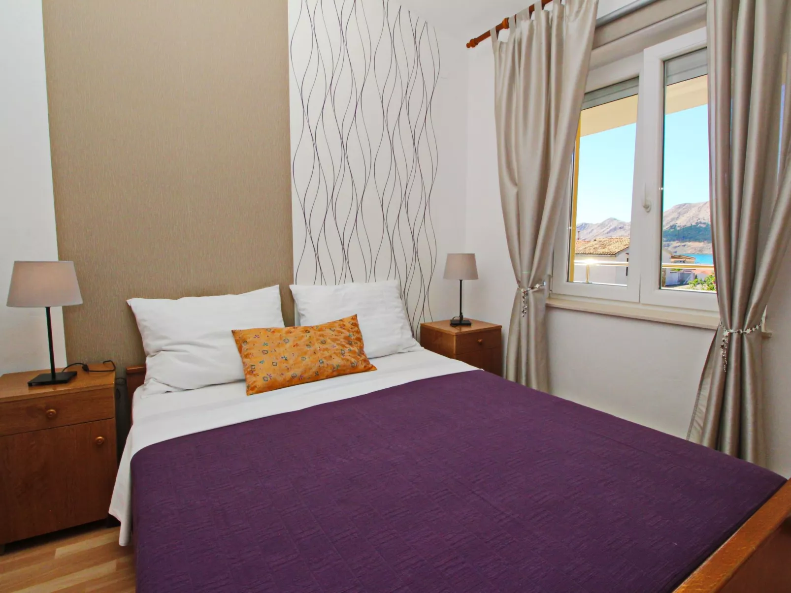 Modern eingerichtete Apartment für 2 Personen, Klimatisiert, freie Parkplatz un-Image-tags.info