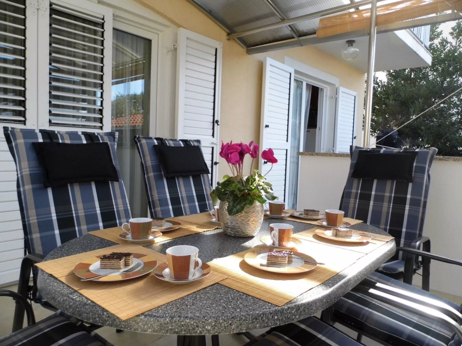 Ferienvilla "Budimir"-Outside