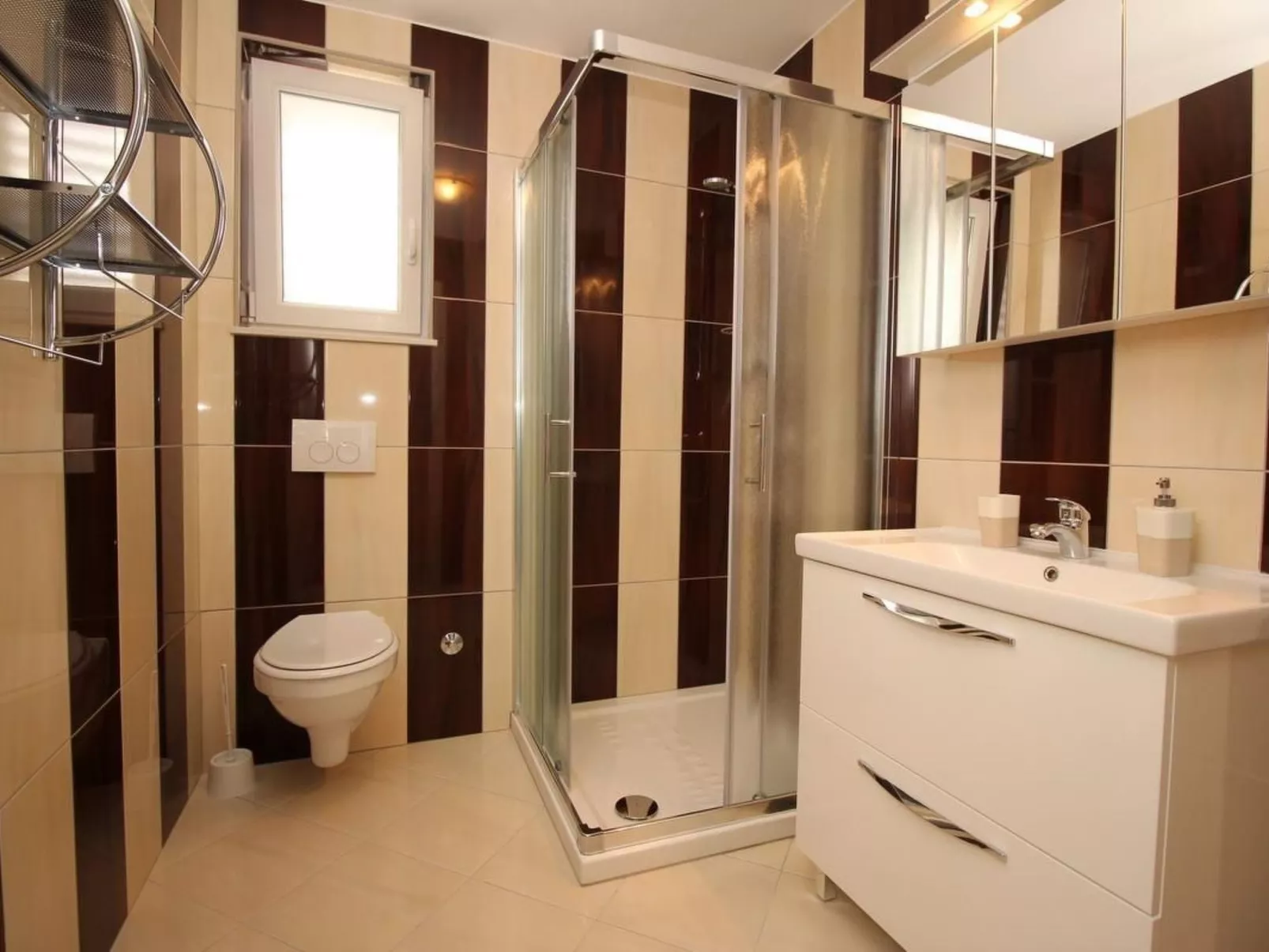 Gorica II A2+2 br.2-Dedans