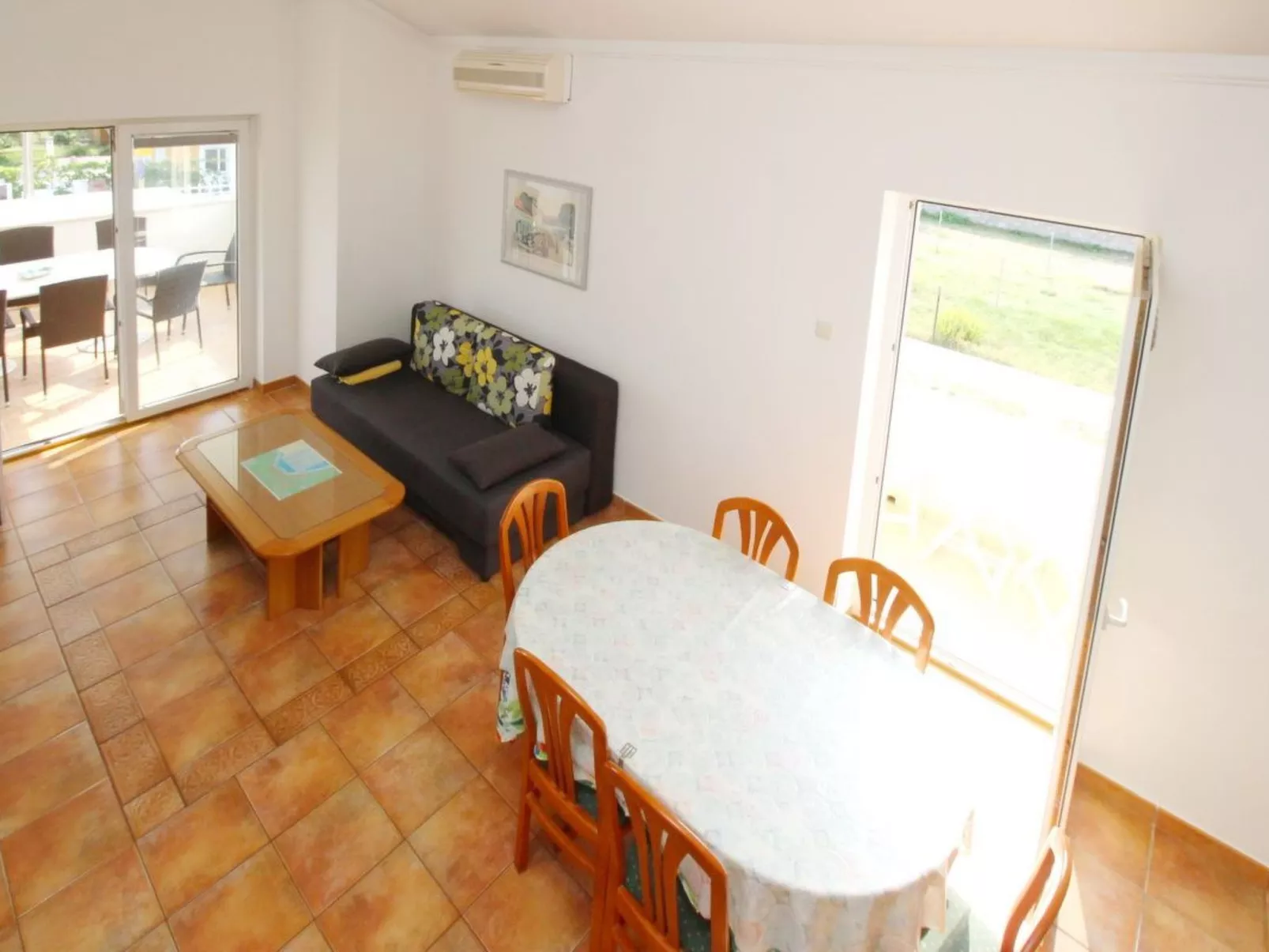 Pintar A4+2 Zarok-Inside