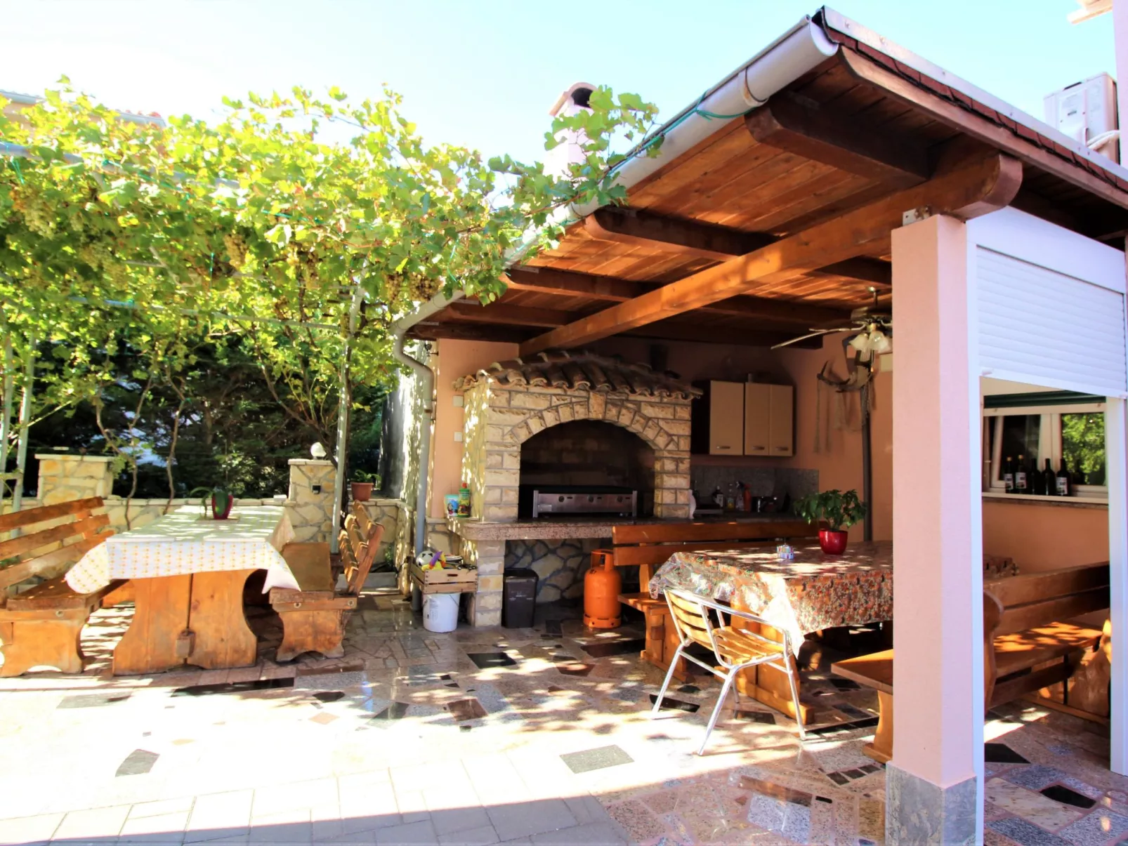 In Baška mit Eigenem Balkon-Outside