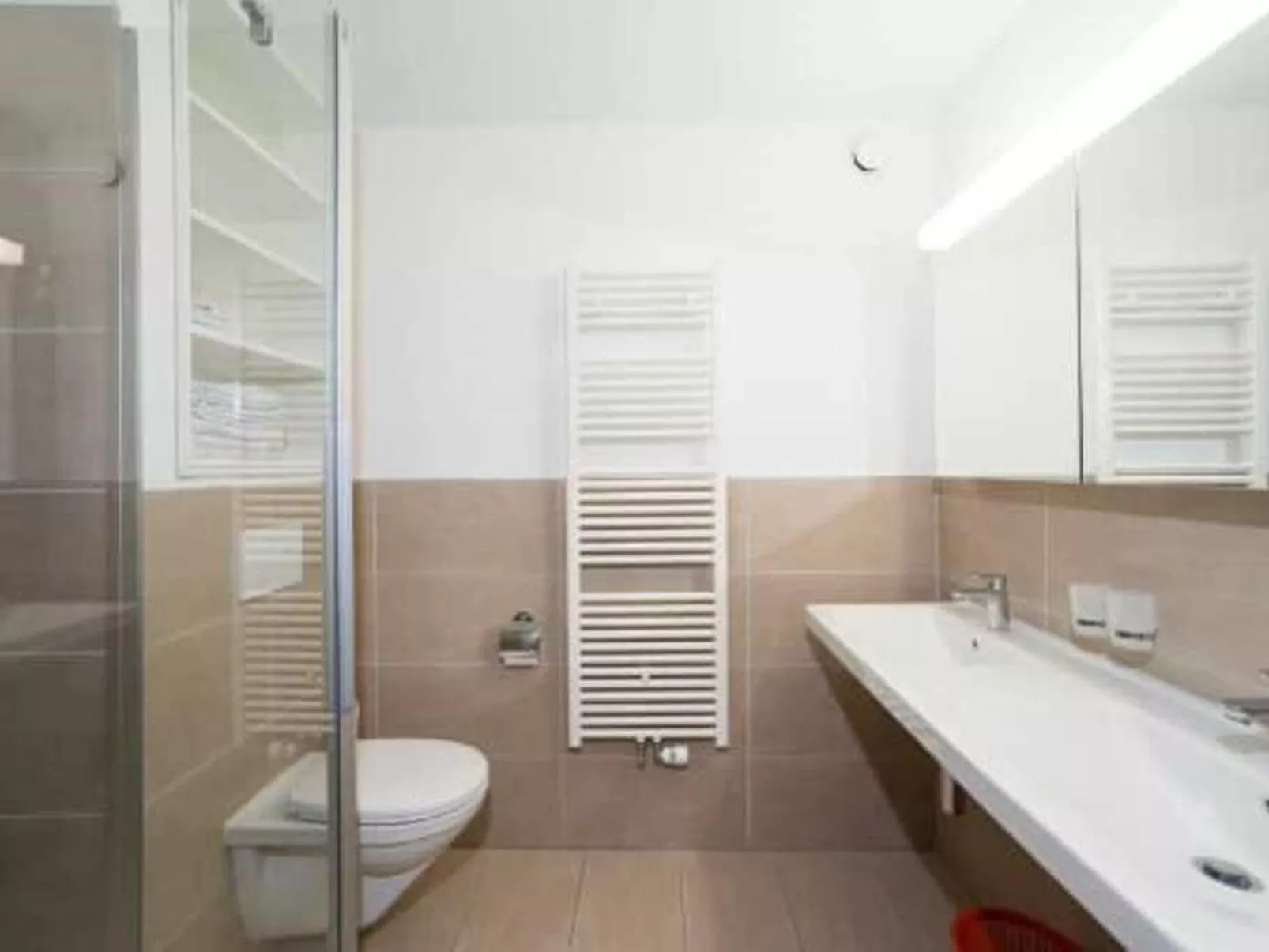 Chesa Azalea 30-Dedans