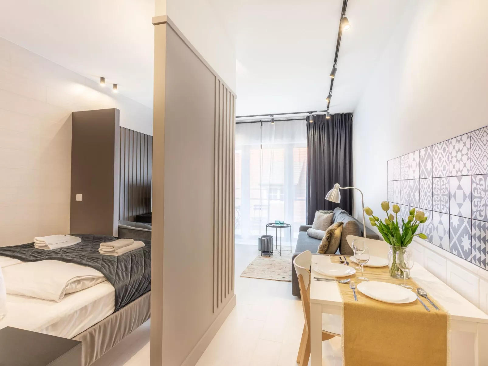 Kormoran in modernem Appartementhaus-Image-tags.info