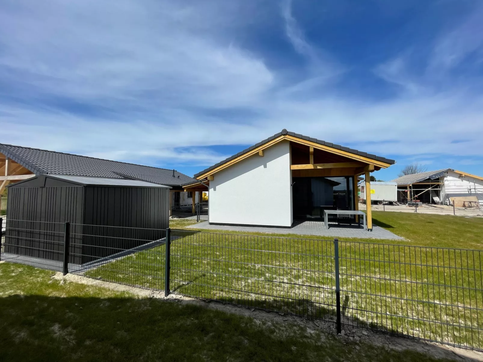 G12 Ferienhaus in Eckwarderhörne mit Gartenhaus - Draußen