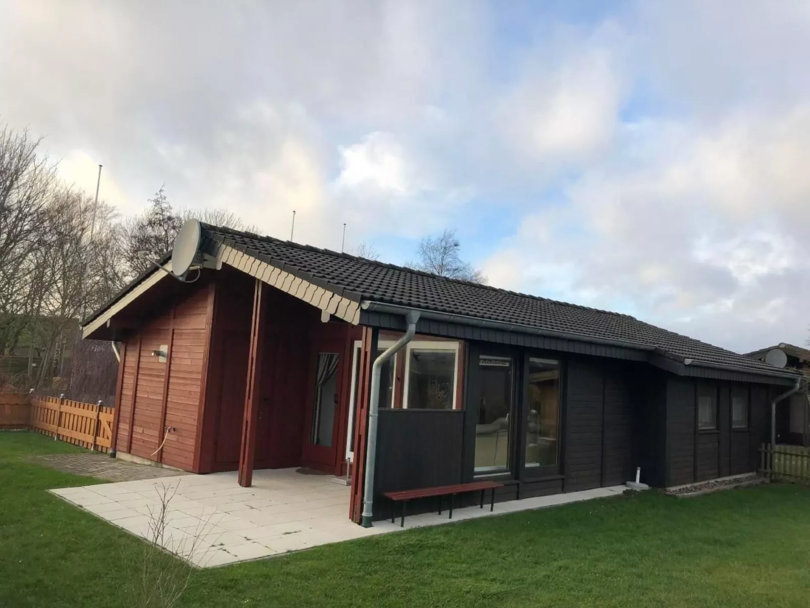 D15 Holzhaus im Feriendorf Eckwarderhörne-Draußen