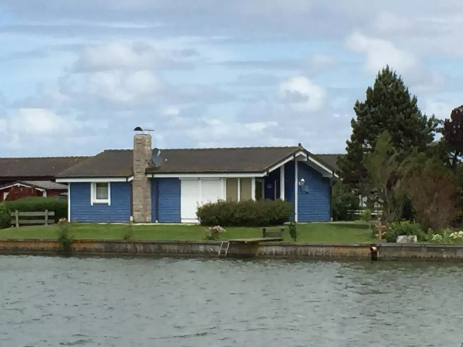 Direkt am Binnensee mit eigenem Steg-Image-tags.info