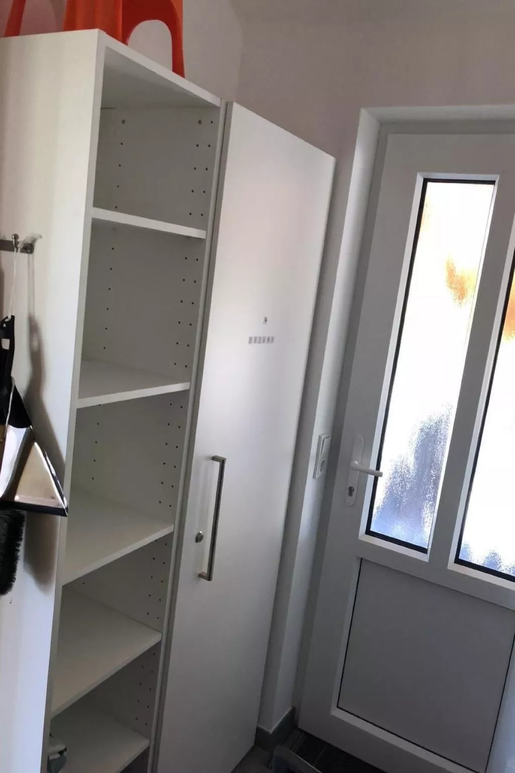 E21 Freistehendes Haus mit Garten und Deichblick-Drinnen