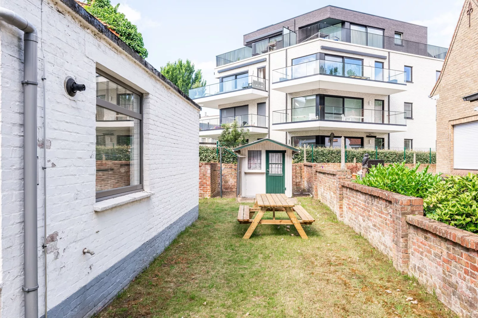 Fibi Home-Gardens summer