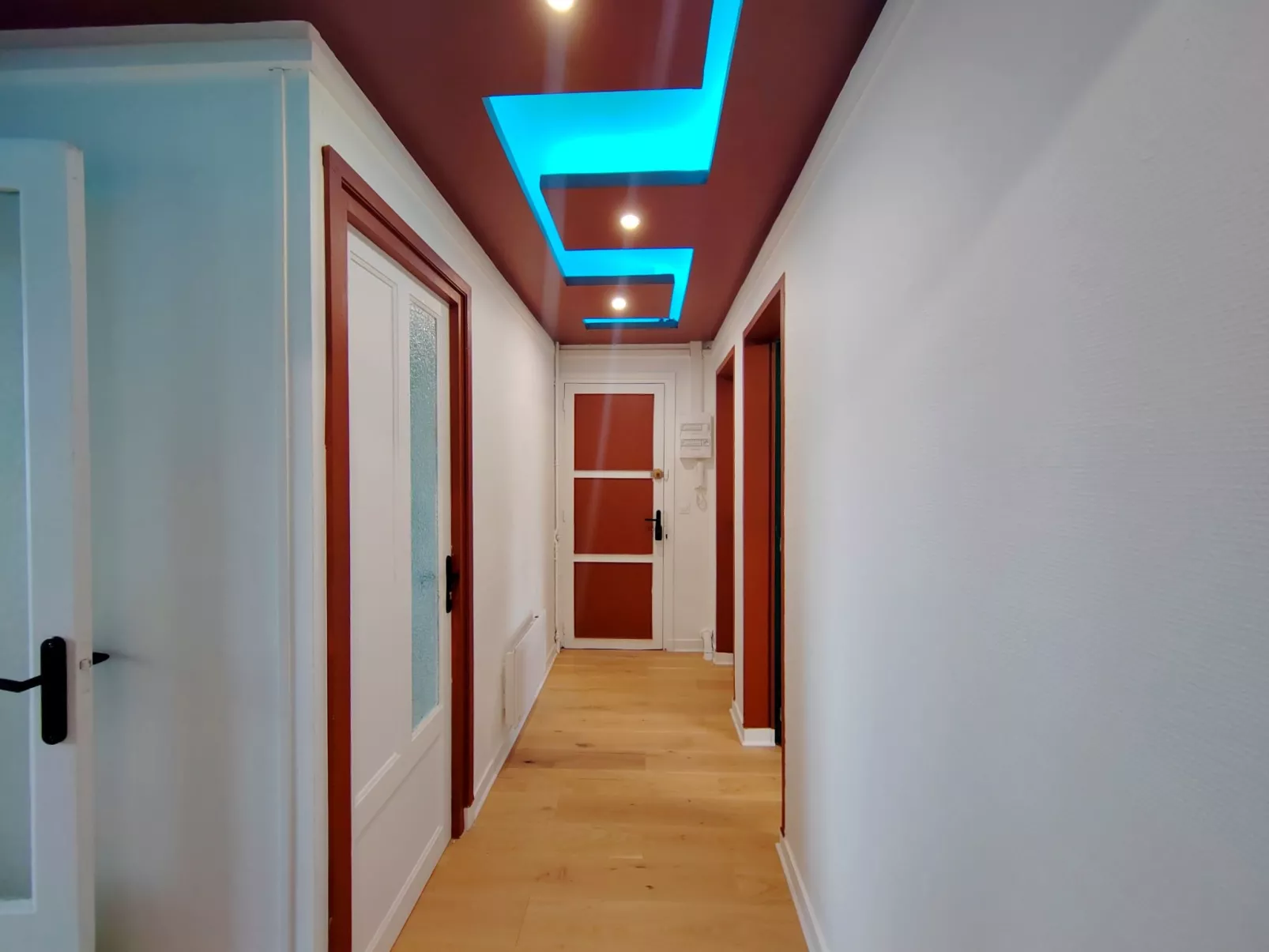 Wohnung im Stadtzentrum - 5 min vom Bahnhof entfernt - 62 m2 - in der Nähe von-Inside