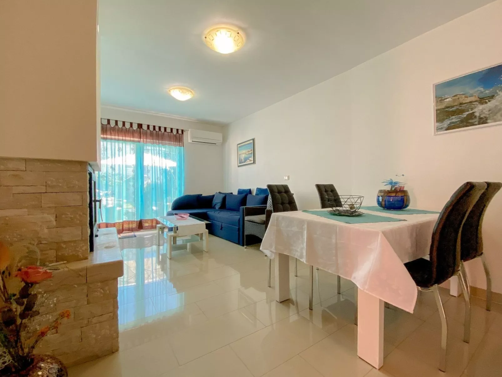 Für 6 Personen ca. 55 m&sup2; in Novigrad, Adriaküste Kroatien (Westküste von I-Drinnen