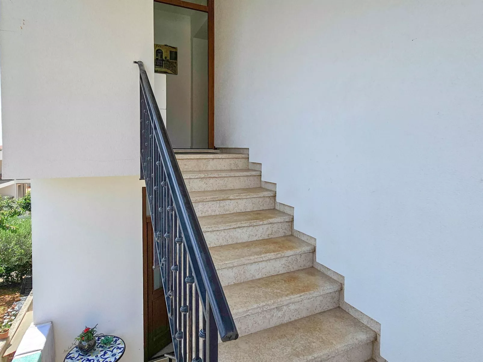 "Lara A4" mit Balkon-Outside