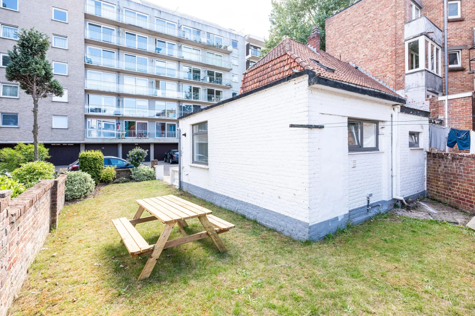 Fibi Home-Gardens summer
