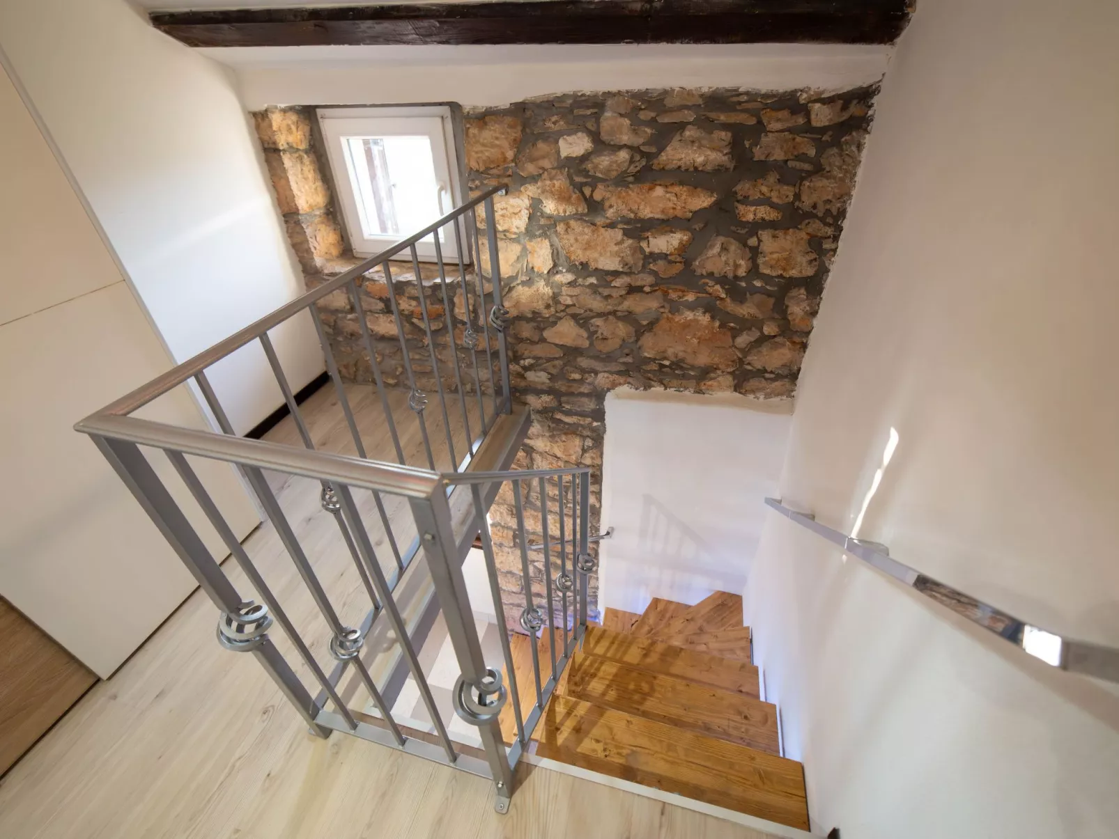 'Frane' mit eigenem Pool-Dedans