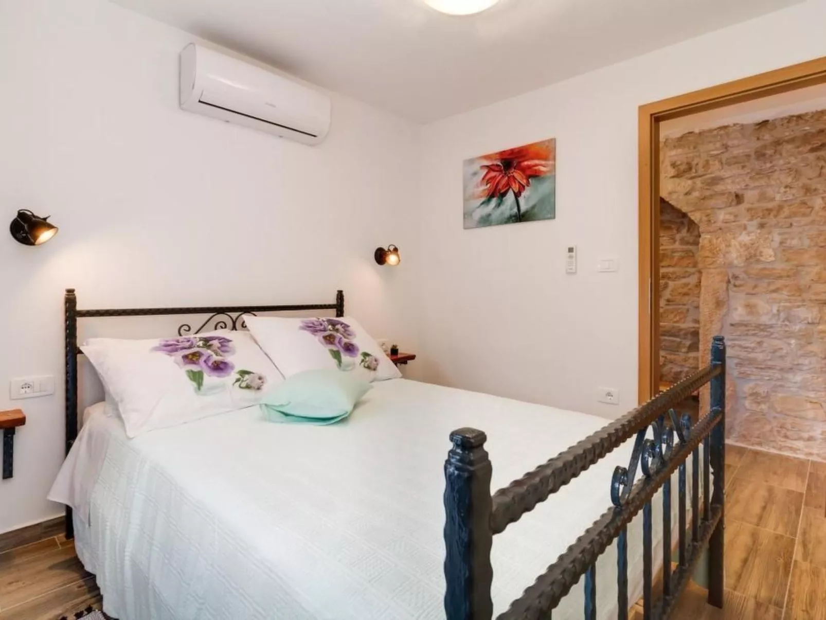 "Villa Zoro"-Drinnen