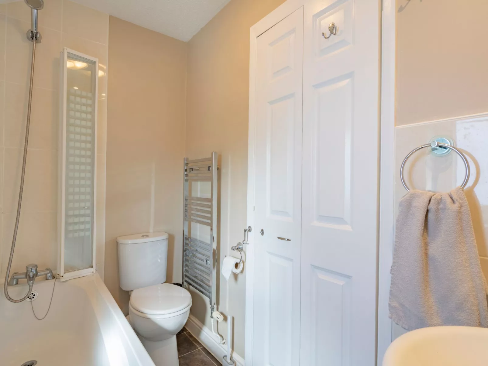 Wiesenanstieg-Drinnen