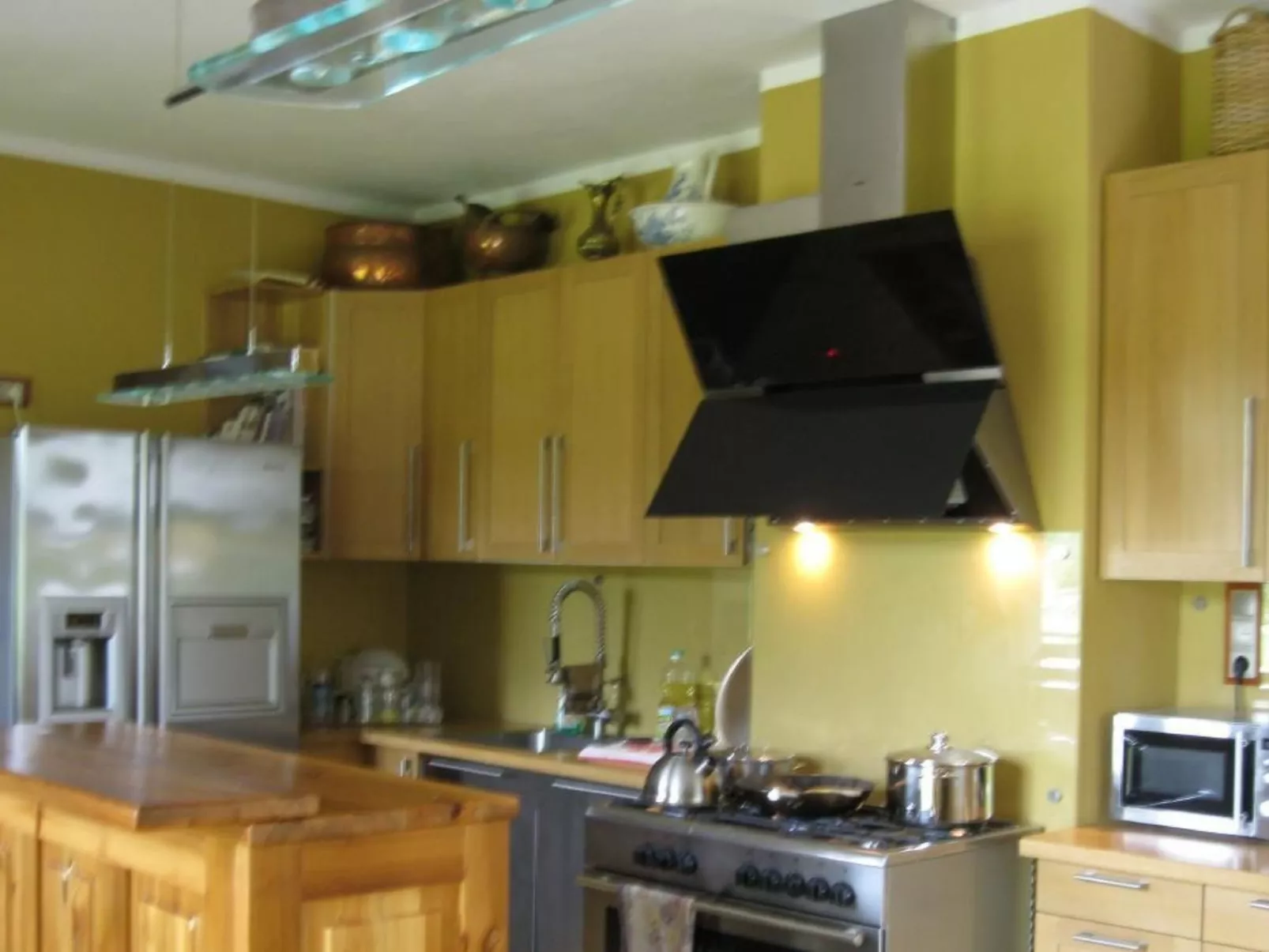 In Szopa mit Garten und Terrasse-Dedans