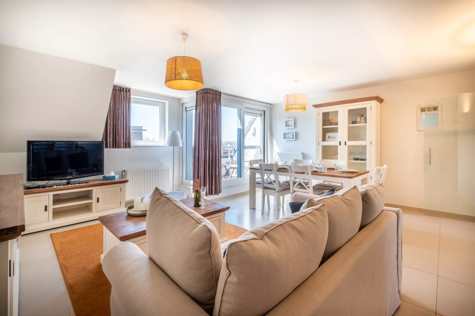 Alisee App 303-Living room