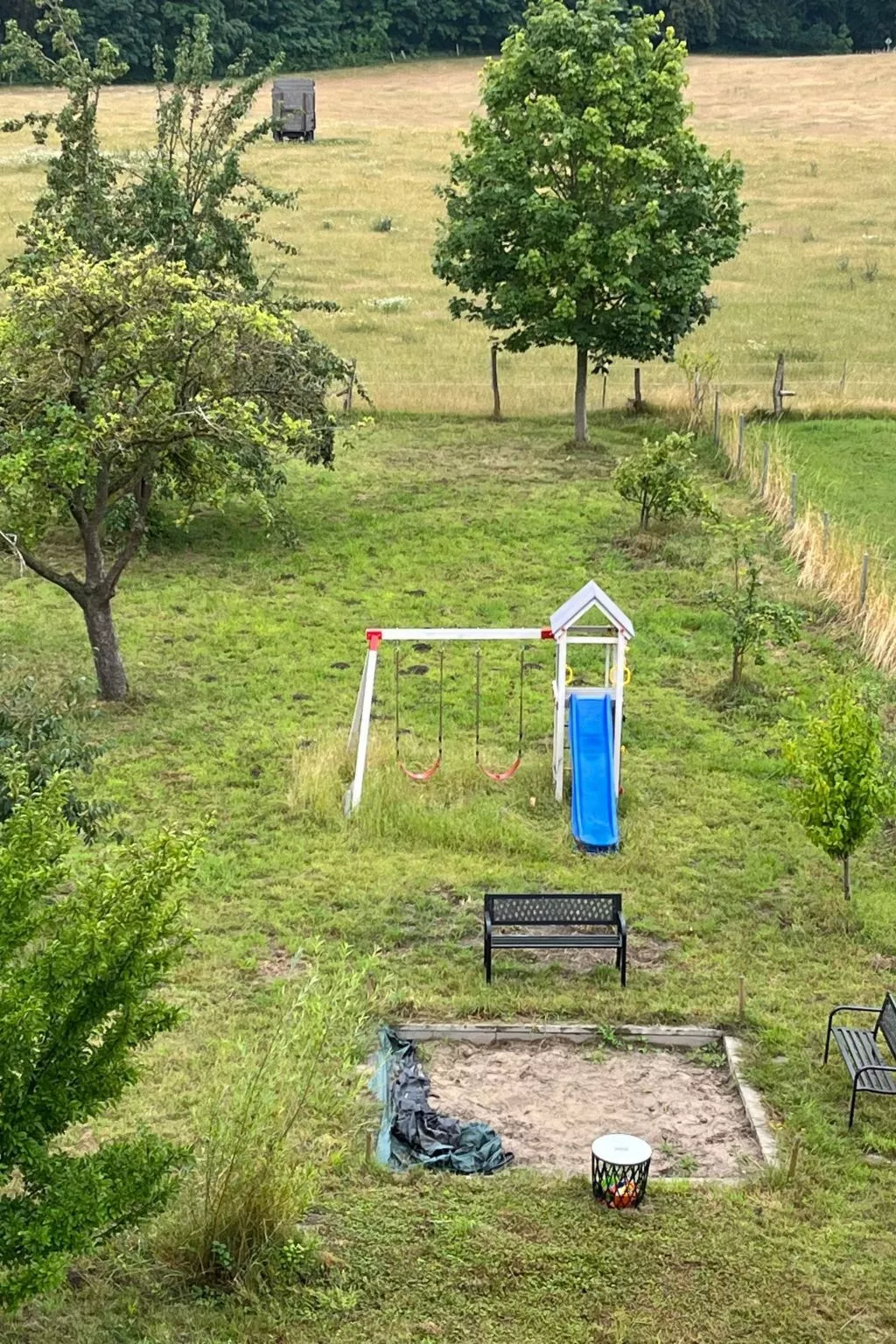 Wohnung in Lelkendorf mit Großem Balkon-Draußen