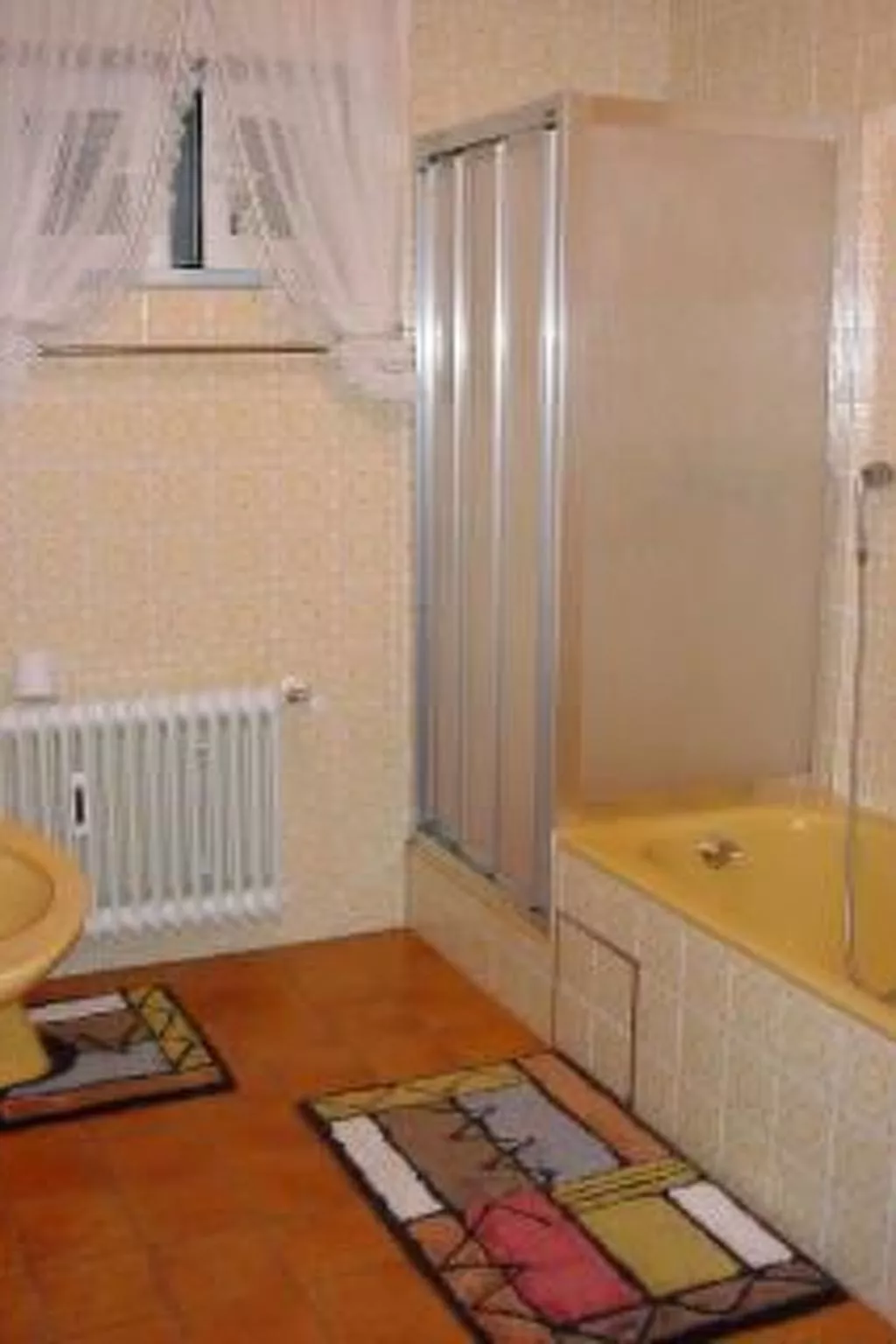 Große Ferienwohnung in Sinbronn mit Garten-Drinnen