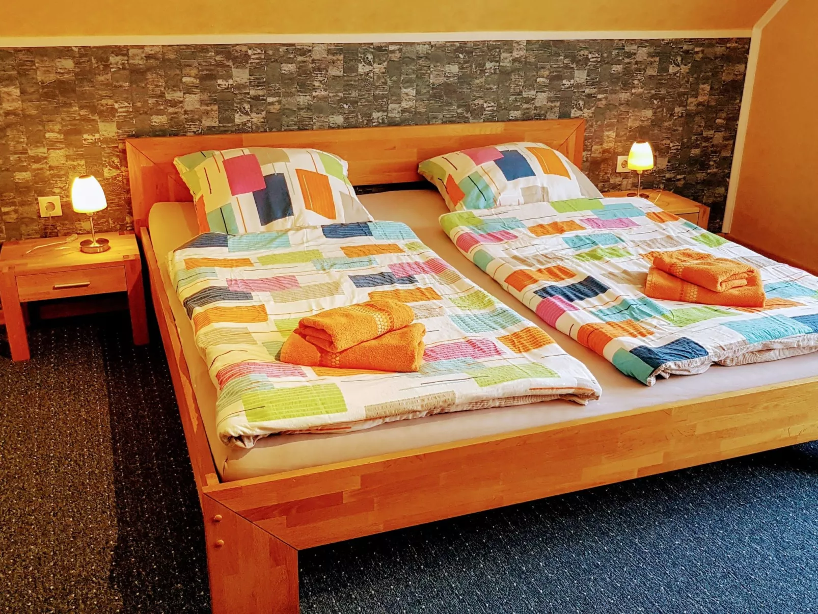 Ferienvilla mit Garten, Grill und Terrasse-Dedans