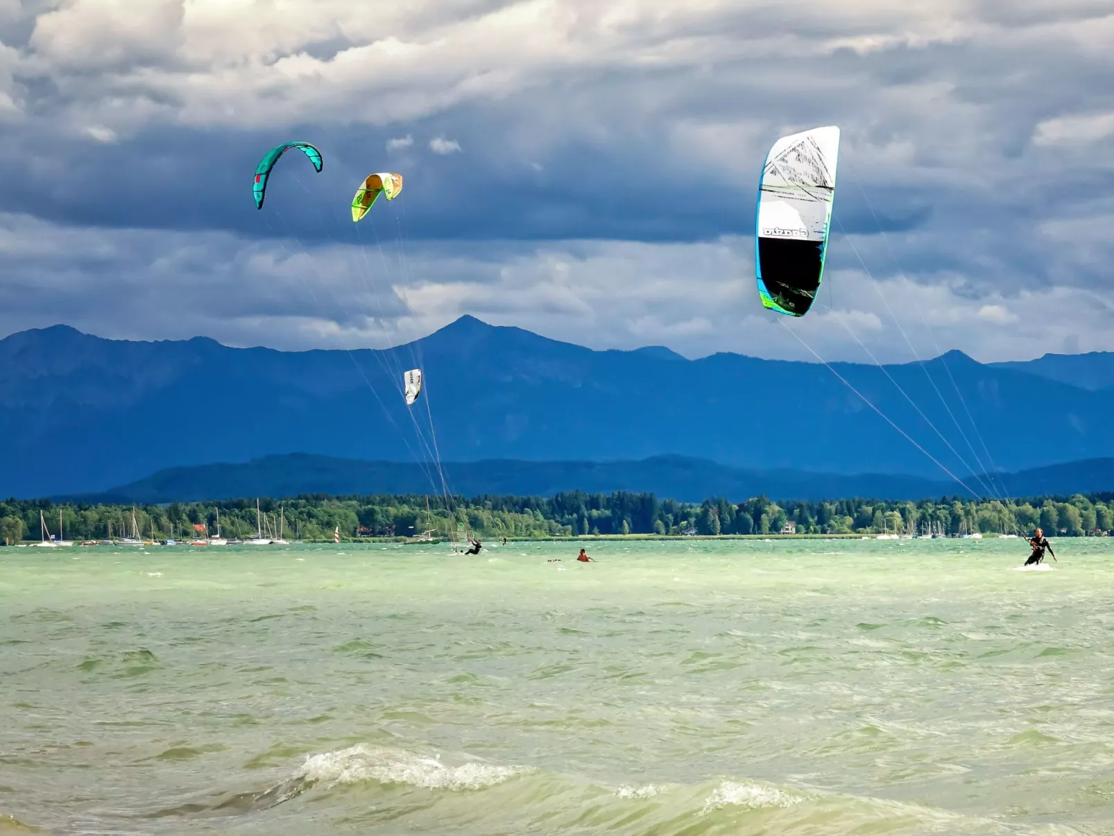 Appartement in Riederau mit Terrasse und Garten-Outside