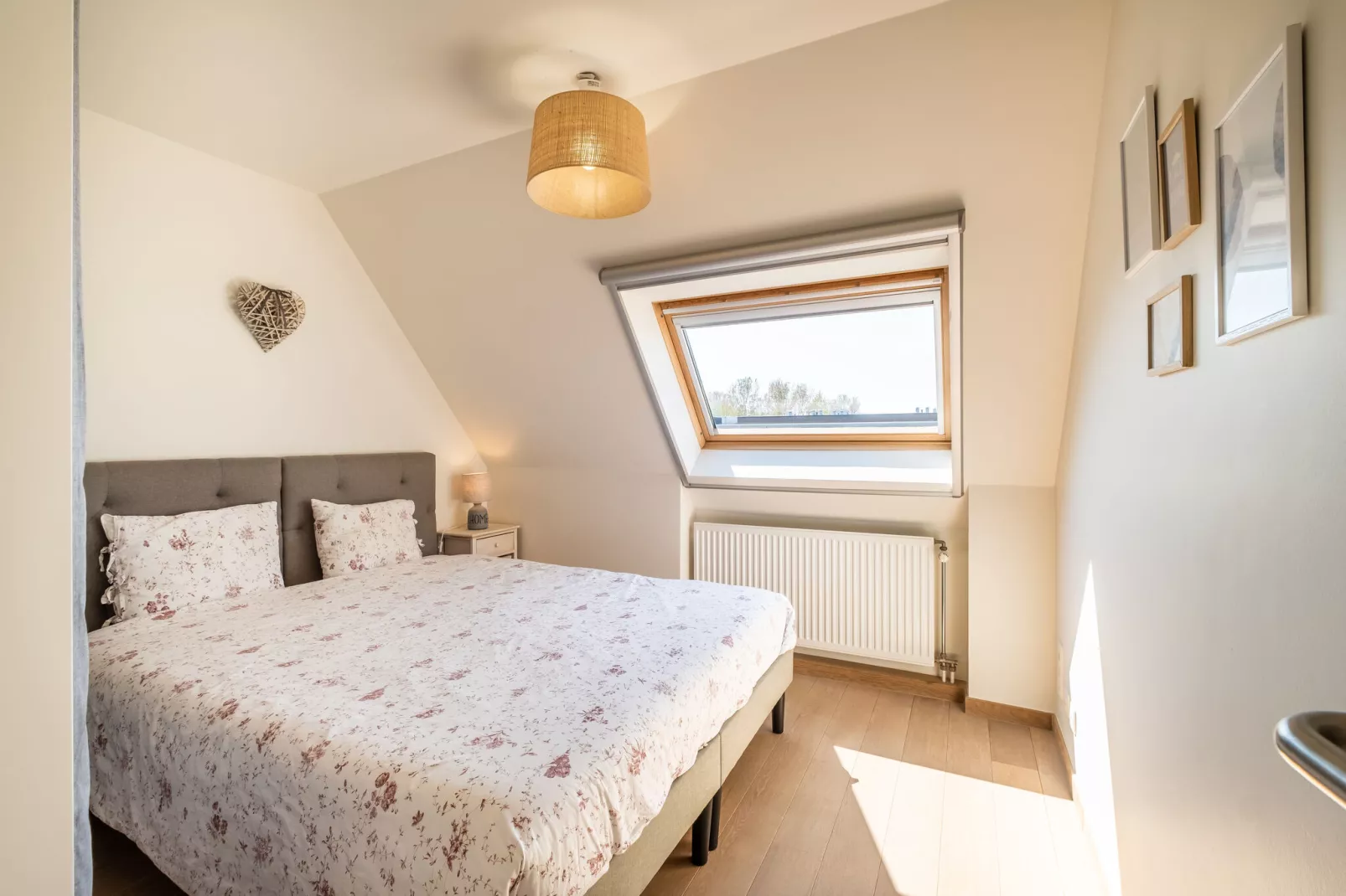 Alisee App 303-Bedroom